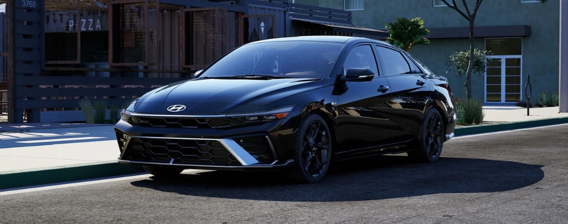 Hyundai Elantra – Proven Efficiency with Everyday Com