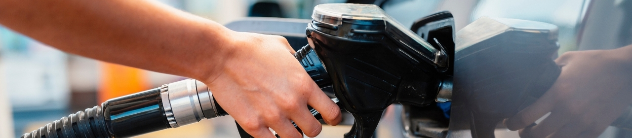 10 Fuel-Saving Tips Every Used Car Owner Should Know in 2026 | Vroom Motors