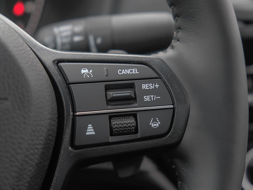 Honda Accord Hybrid Sport‑L 2026 – commandes régulateur de vitesse au volant