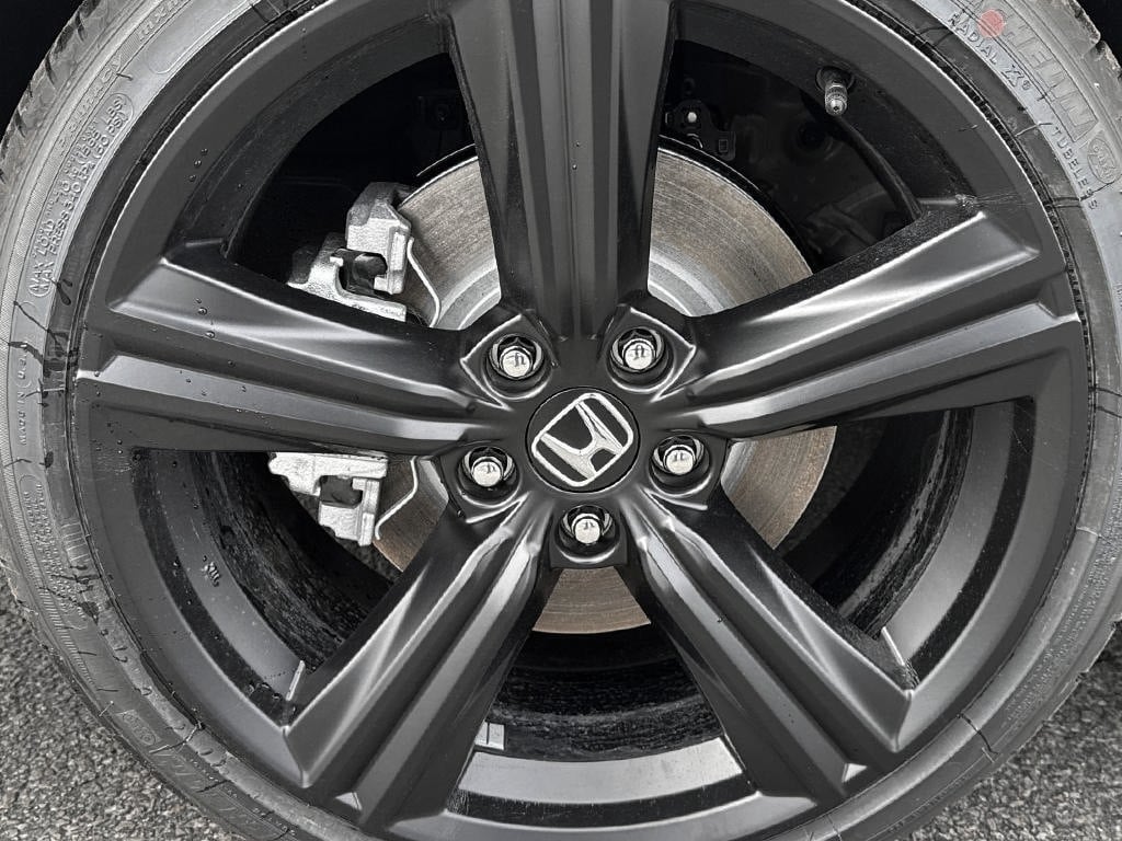 Honda Accord Hybrid Sport‑L 2026 – gros plan sur jante en alliage 19 pouces