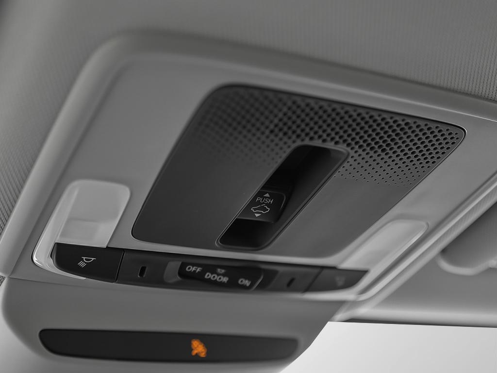 Commandes de plafonnier et du toit ouvrant du HR-V EX-L AWD 2026.